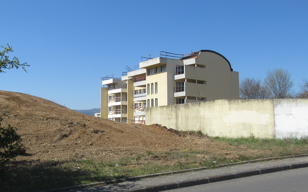 Immeuble de logements collectifs